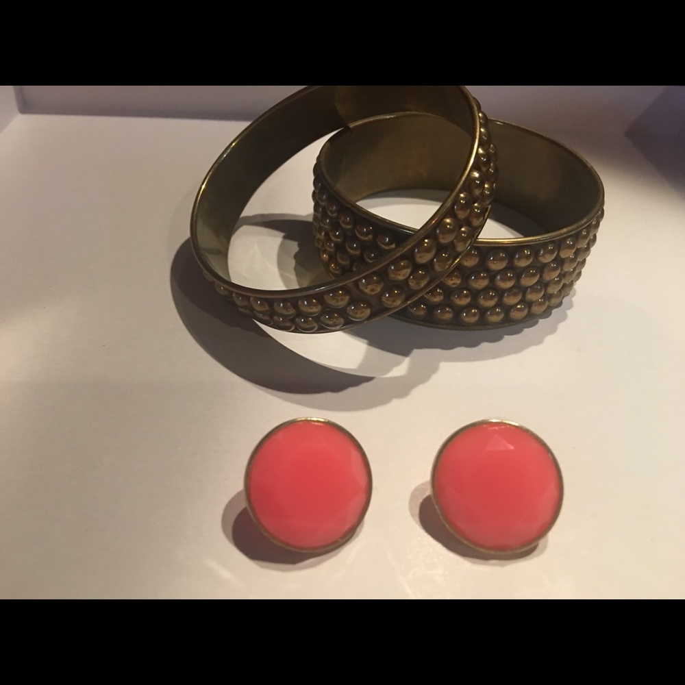 Bangles and stud Earrings